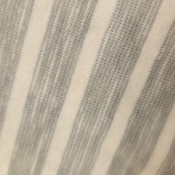 HEM and thread NWT top stripes with ruffled overlay cap sleeves - Picture 7 of 7